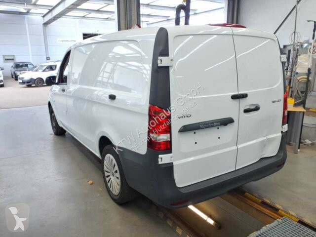 Véhicule utilitaire Mercedes Vito116CDI KA...