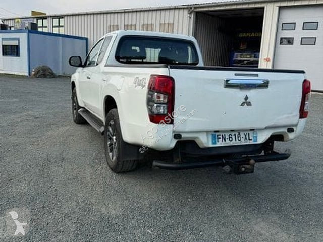 Furgoneta Mitsubishi