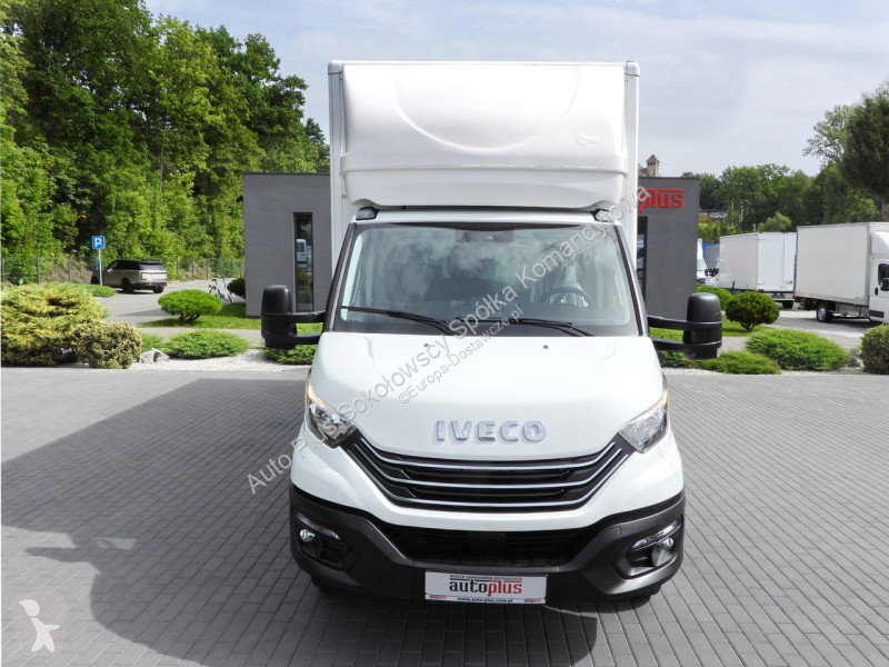 Лекотоварен автомобил Iveco 35C16 DAILY
