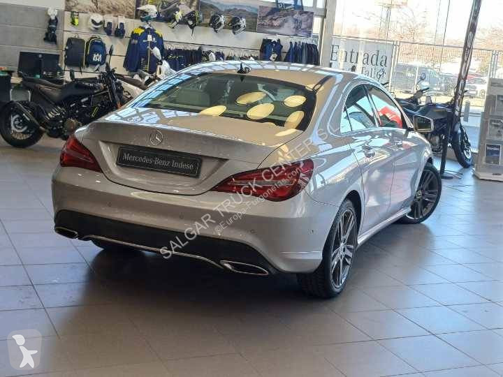 Furgoneta Mercedes