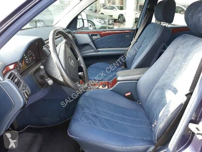 Furgoneta Mercedes