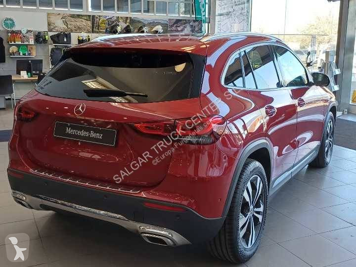 Комерційні автомобілі Mercedes