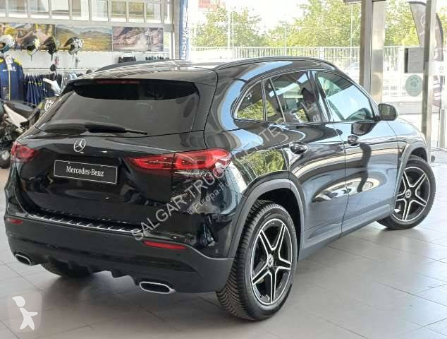 Комерційні автомобілі Mercedes