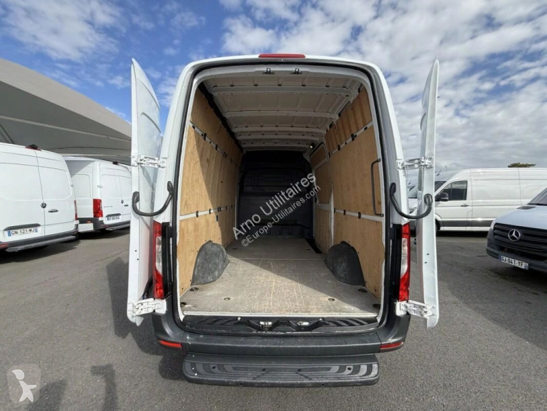 Véhicule utilitaire Mercedes