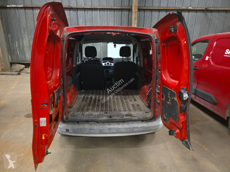 Комерційні автомобілі Renault kangoo