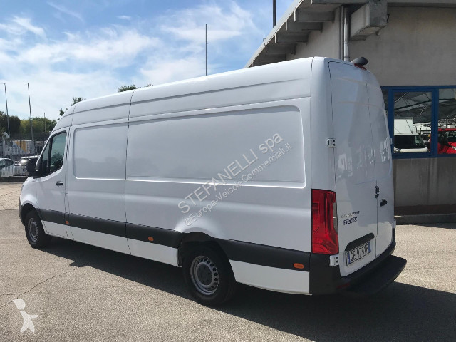 Комерційні автомобілі Mercedes Sprinter 315 2.0...