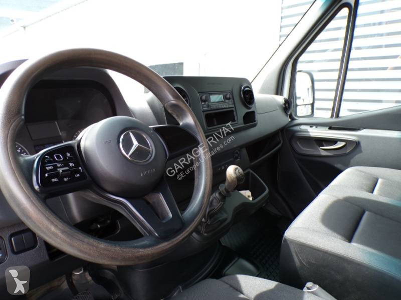 Лекотоварен автомобил Mercedes 514 CDI