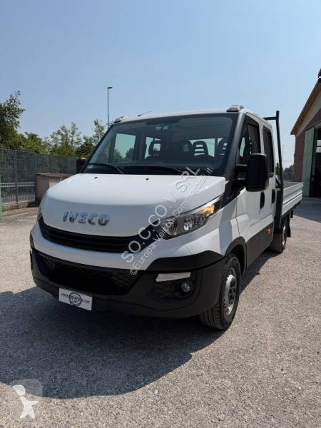 Лекотоварен автомобил Iveco 35S12