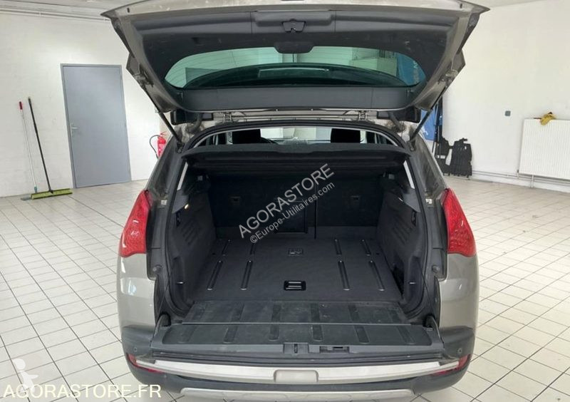Лекотоварен автомобил Peugeot