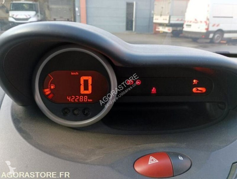 Furgoneta Renault TWINGO 2