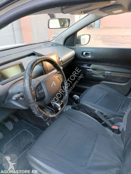 Véhicule utilitaire Citroën C4 CACTUS