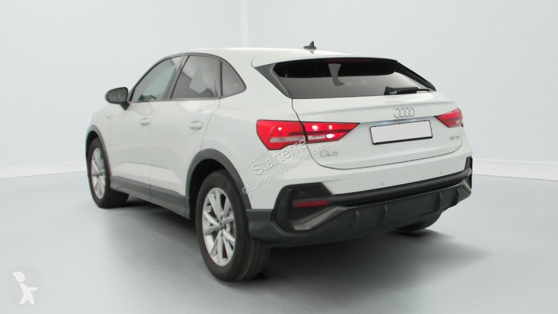 Véhicule utilitaire Audi Q3