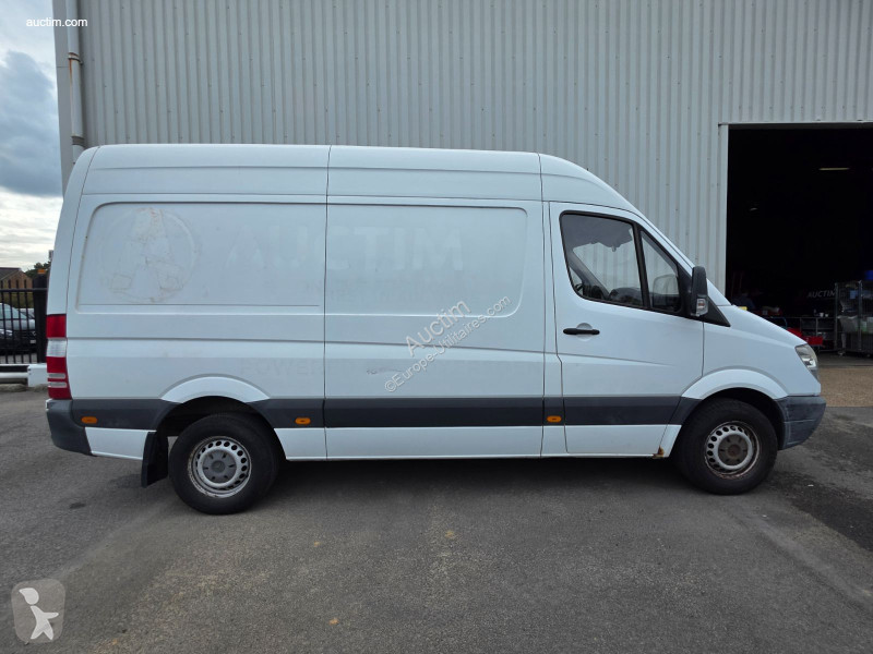 Furgoneta Mercedes sprinter