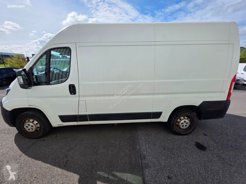 Furgoneta Peugeot boxer