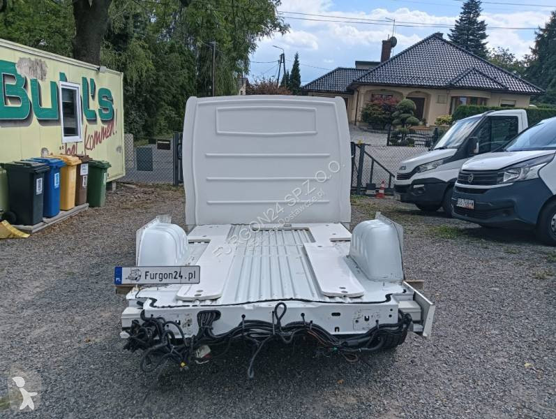 Лекотоварен автомобил Renault 1.6 DCi 125HP