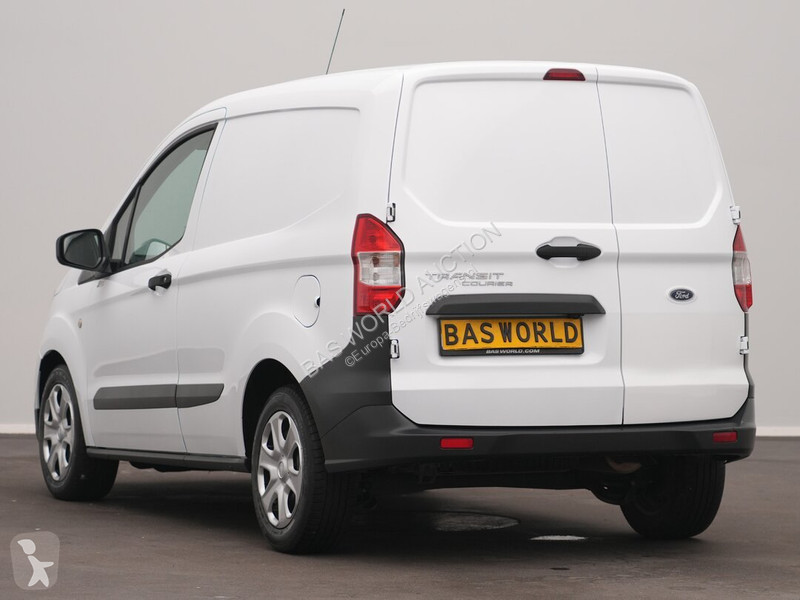 Furgoneta Ford Courier