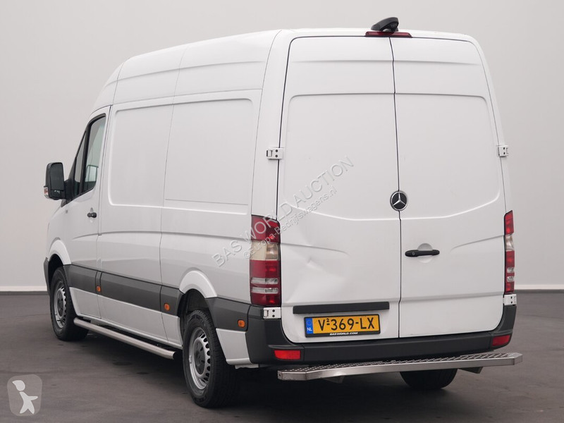 Лекотоварен автомобил Mercedes 311 CDI