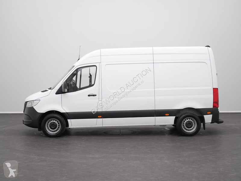 Лекотоварен автомобил Mercedes 315 CDI