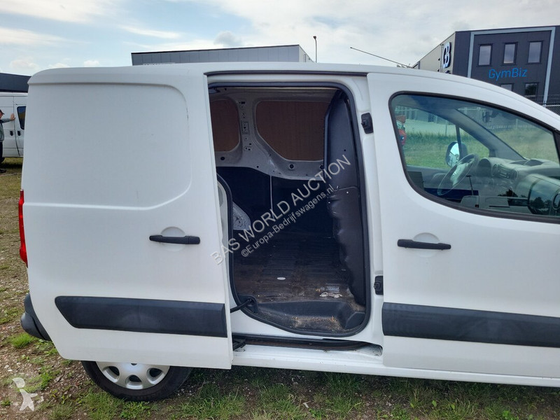 Лекотоварен автомобил Citroën 75pk