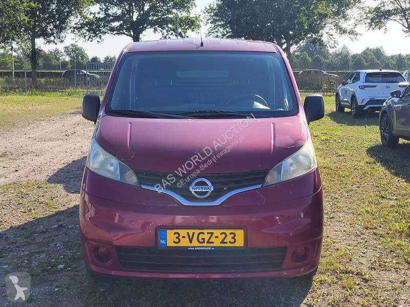 Furgoneta Nissan 86pk