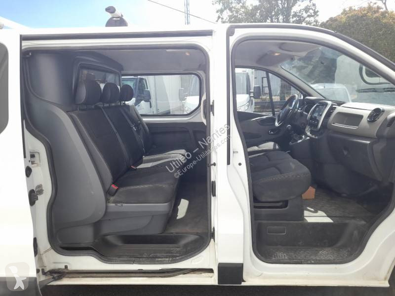 Лекотоварен автомобил Renault 1.6 DCI 120CH...