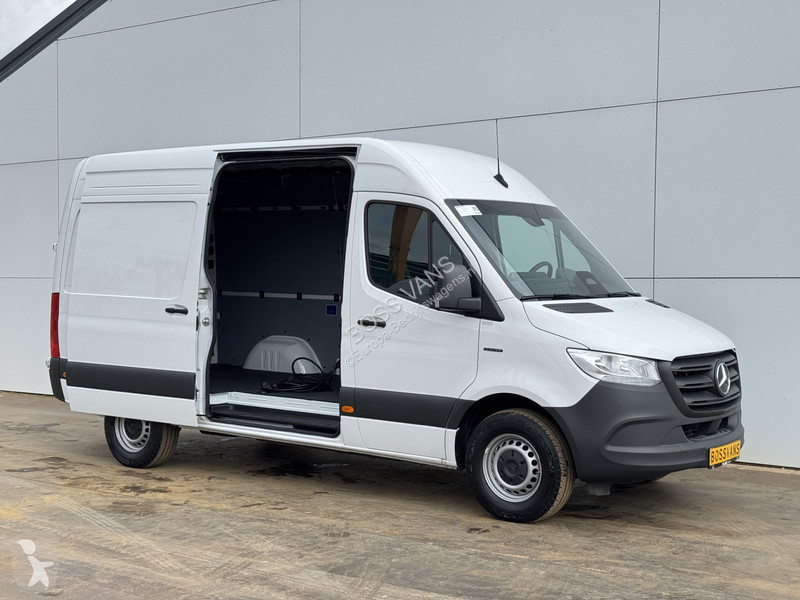 Лекотоварен автомобил Mercedes 314 Pro 81kWh...