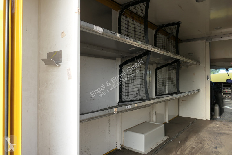 Коммерческий автомобиль Iveco Daily 35 S11 C30C...