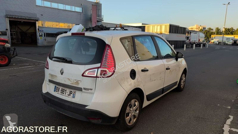 Furgoneta Renault