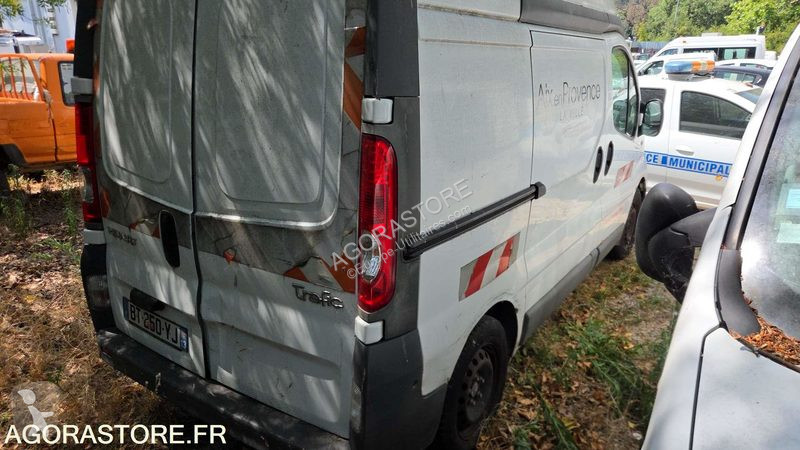 Лекотоварен автомобил Renault TRAFIC