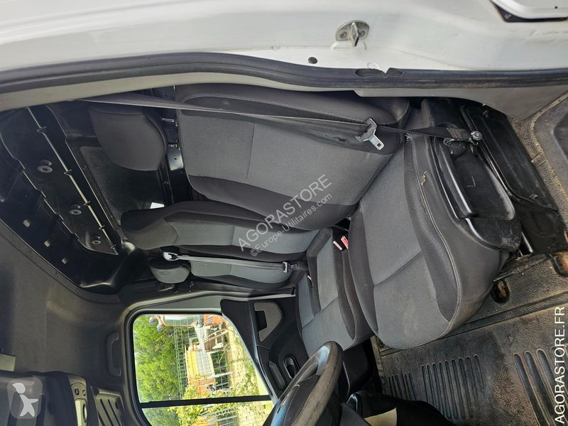 Лекотоварен автомобил Renault