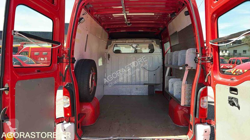 Лекотоварен автомобил Renault MASTER