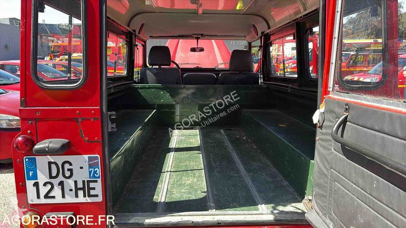 Furgoneta Land Rover DEFENDER