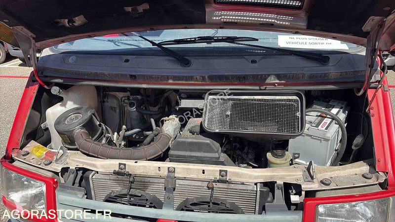 Лекотоварен автомобил Renault TRAFIC