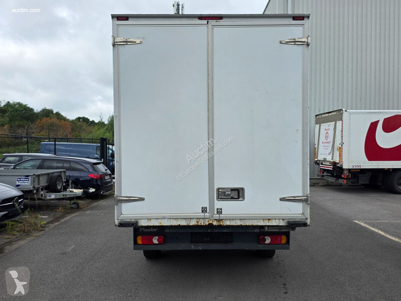 Bedrijfswagen Renault master