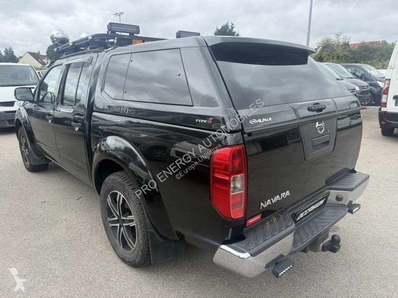 Лекотоварен автомобил Nissan NAVARA 2.5 DCI...