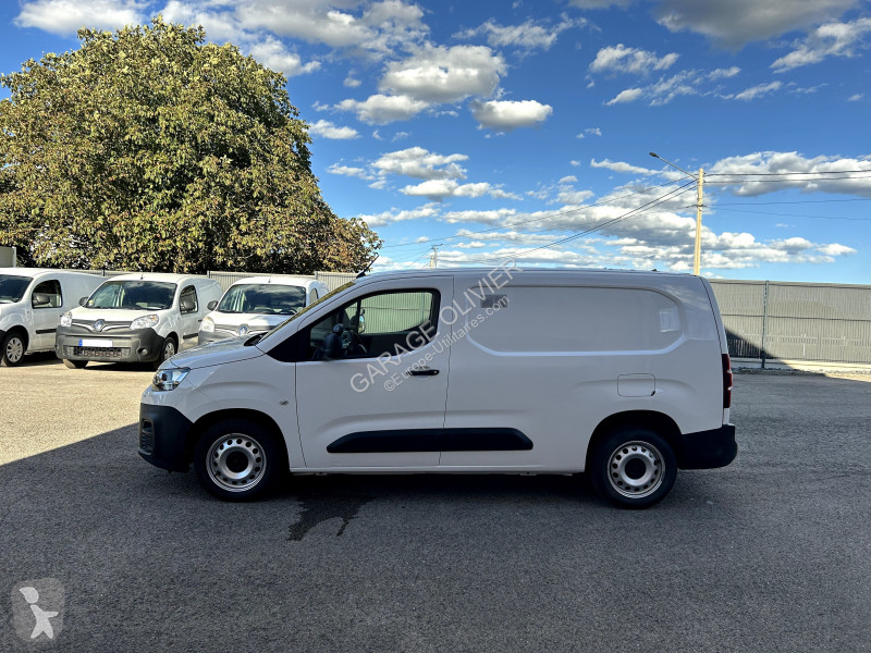 Лекотоварен автомобил Citroën XL 950KG 1.5...