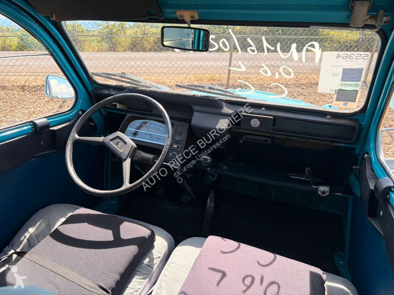 Лекотоварен автомобил Citroën AZKA / 9920PM