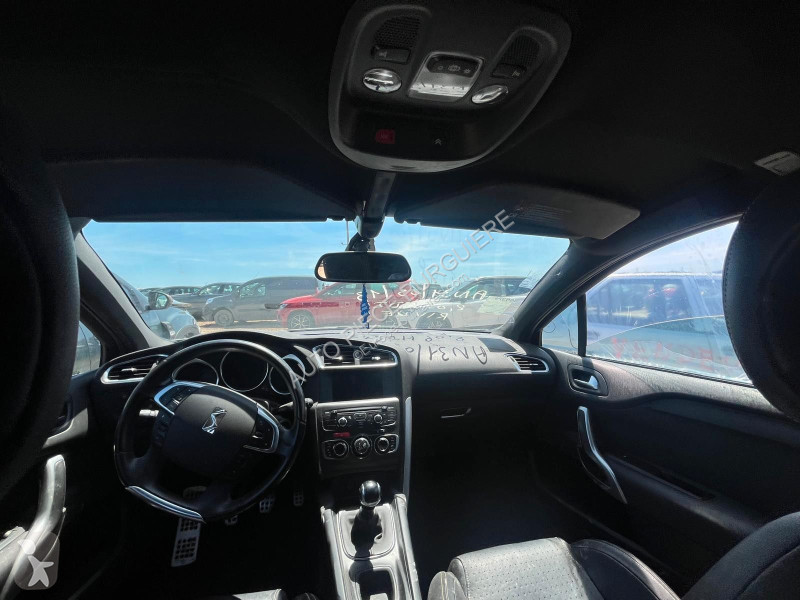 Лекотоварен автомобил Citroën DS 4 2.0 HDi 160...