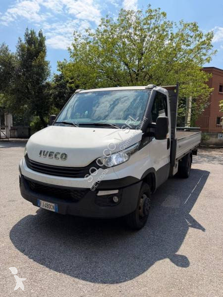 Furgoneta Iveco 35C12