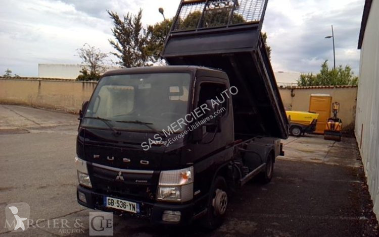 Furgoneta Fuso