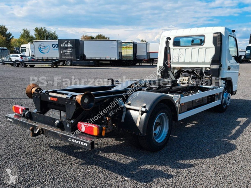 Furgoneta Fuso 7C18* HIAB Abrollkipper