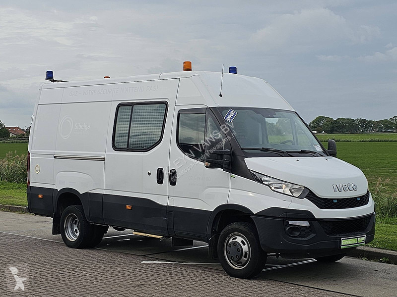 Furgoneta Iveco 50C17 3.0Ltr Dubbellucht !