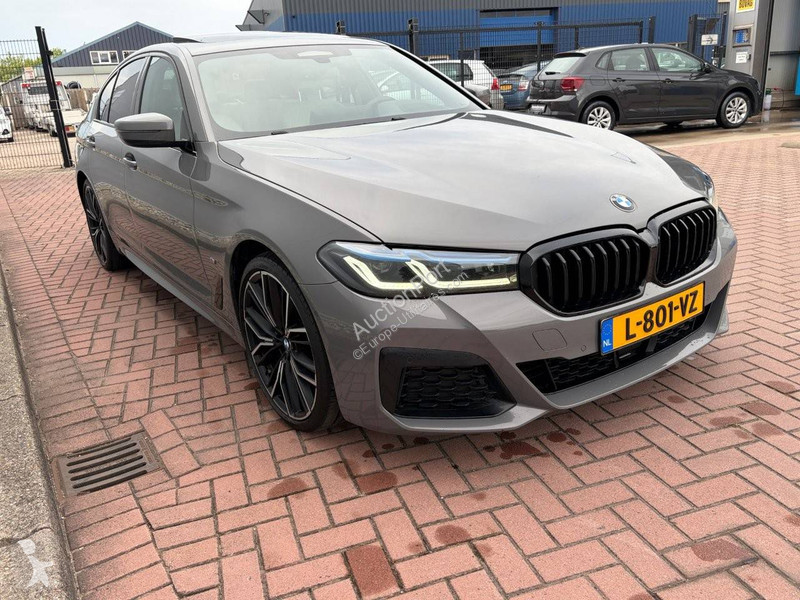 BMW  545E XDRIVE van