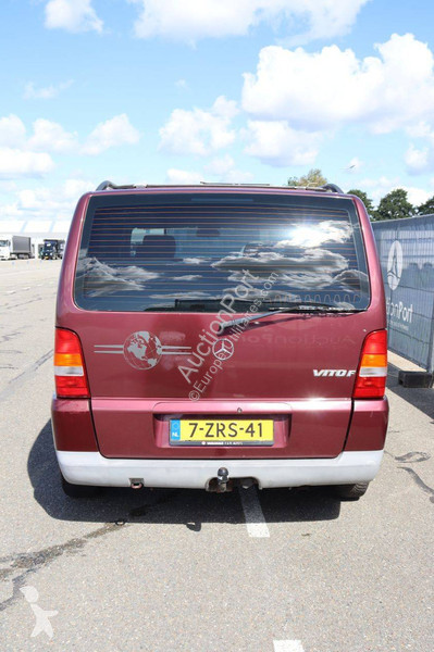 Bedrijfswagen Mercedes 114