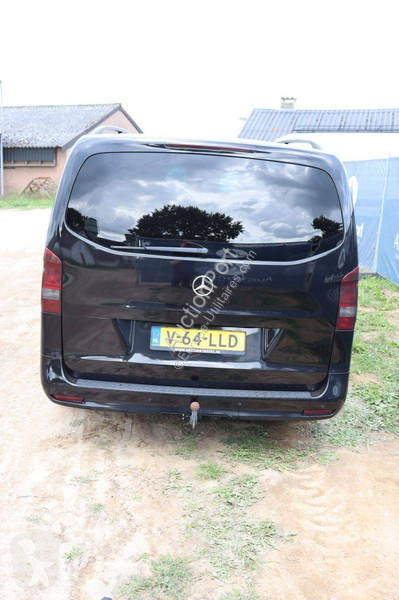 Mercedes  van