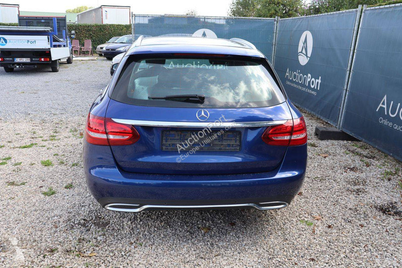 Bedrijfswagen Mercedes 180 D C-lasse
