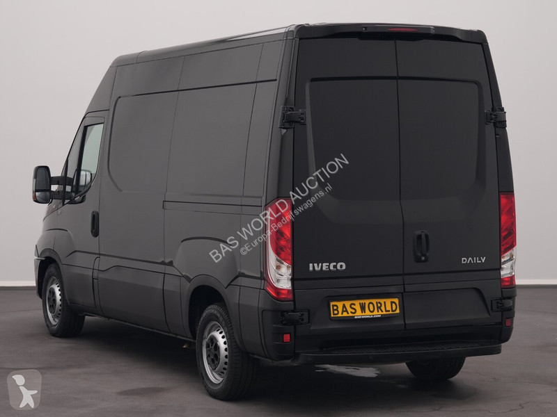 Bedrijfswagen Iveco 35S16