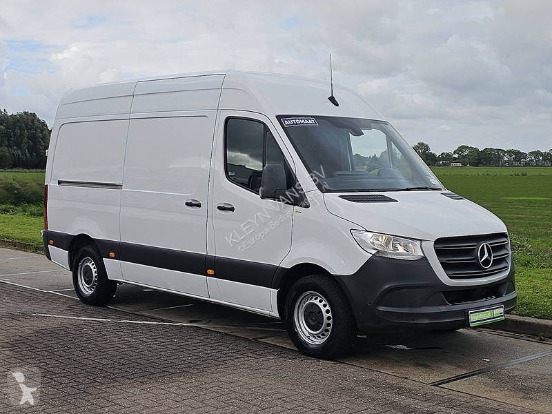 Bedrijfswagen Mercedes 317 L2H2 Automaat AC