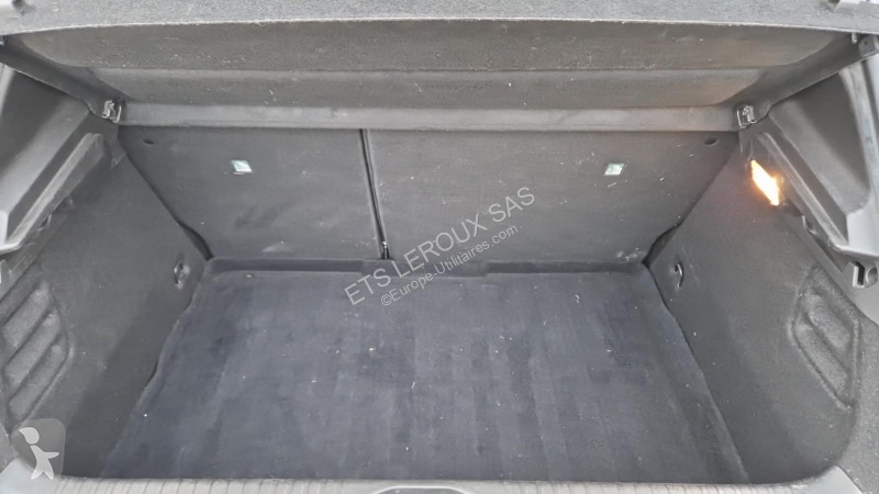 Veículo utilitário Renault CLIO V