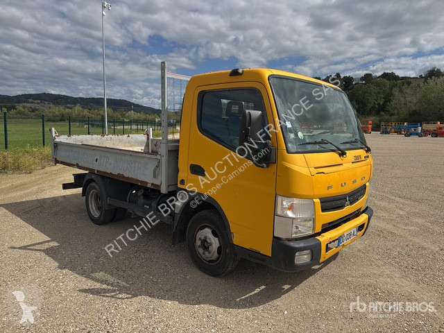 Užitkové vozidlo Fuso 3C13